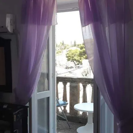 Milena Guest house 2*